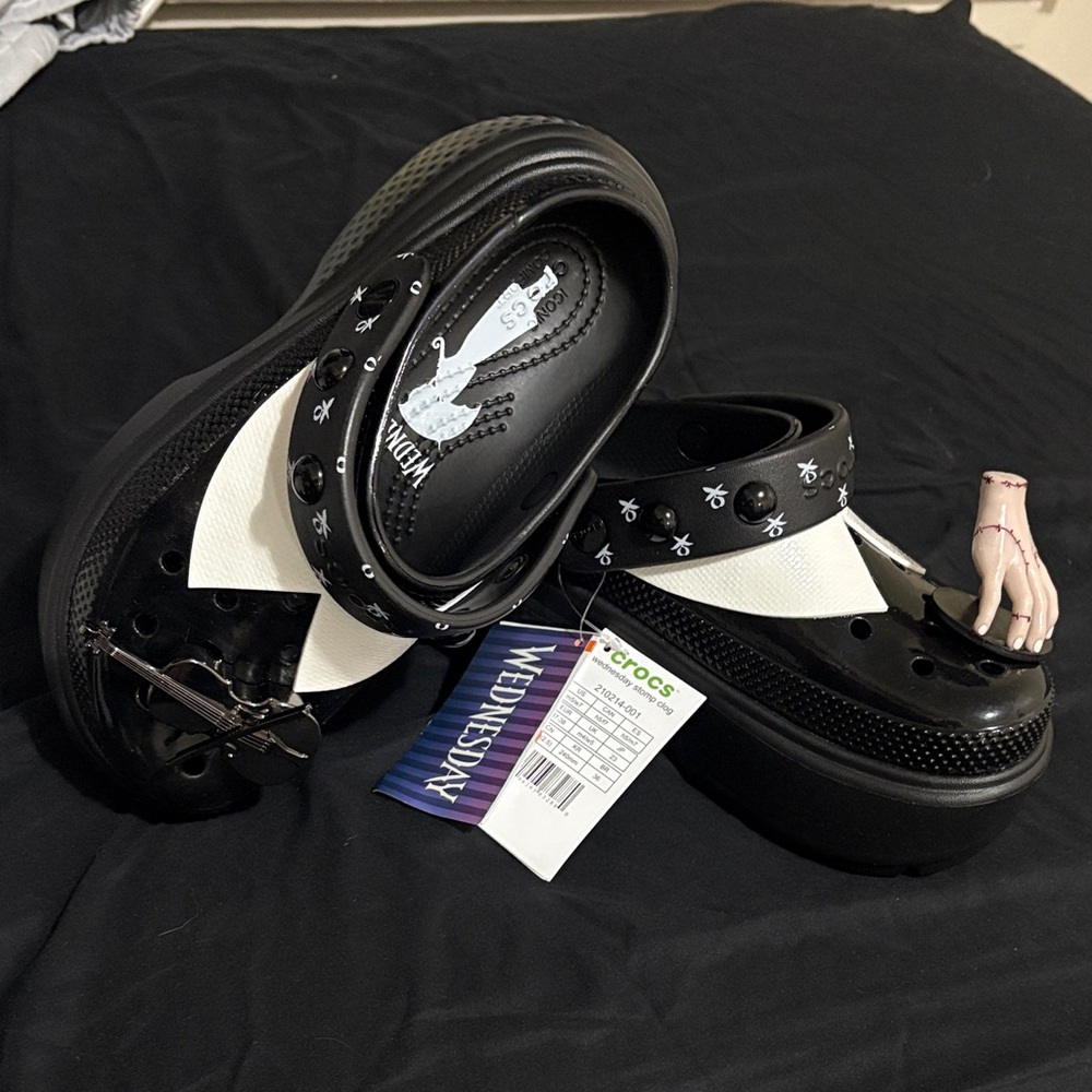Crocs Wednesday Addams Family Platform Clogs 7 High Crush Shoes Goth Perky
